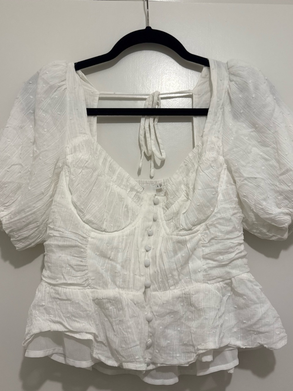 ASTR the label White Puff Sleeve Button-Front Peplum Top